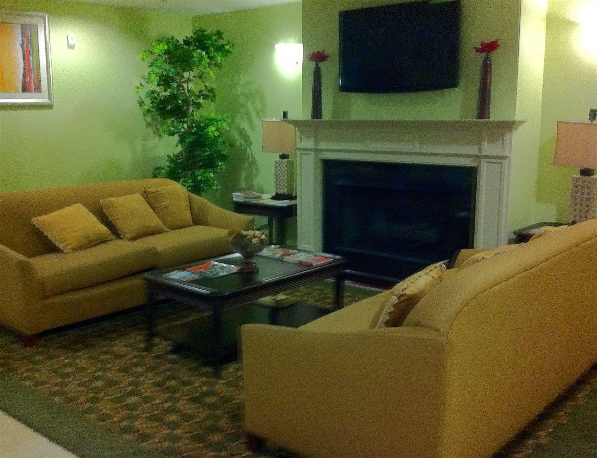 Ambassador Inn & Suites Таскалуса Екстер'єр фото
