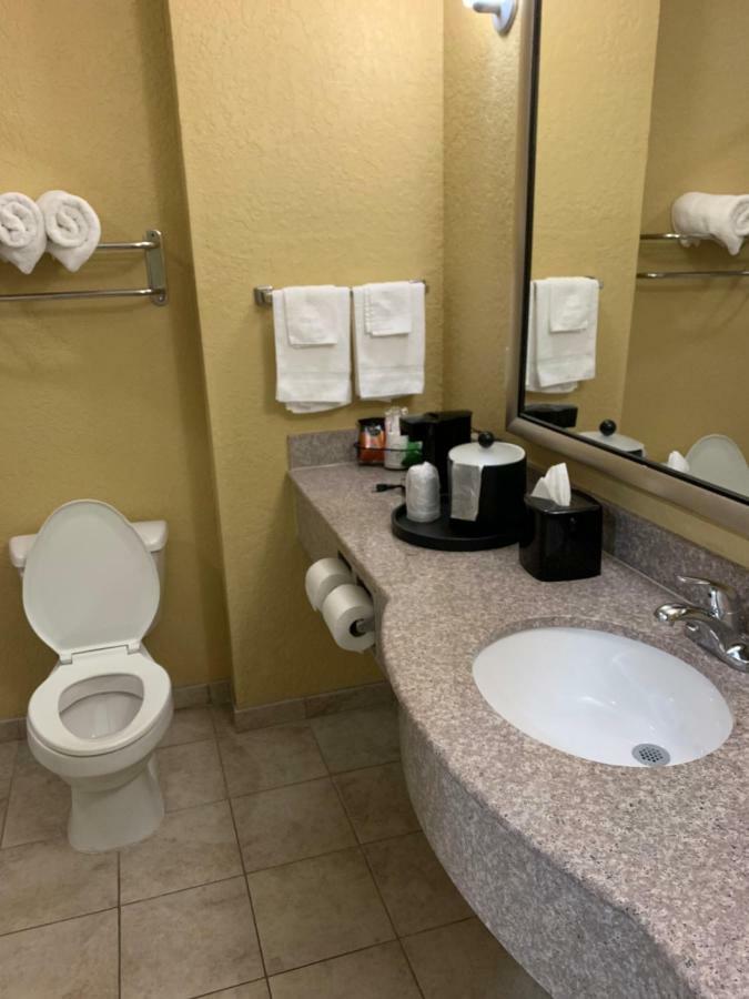 Ambassador Inn & Suites Таскалуса Екстер'єр фото