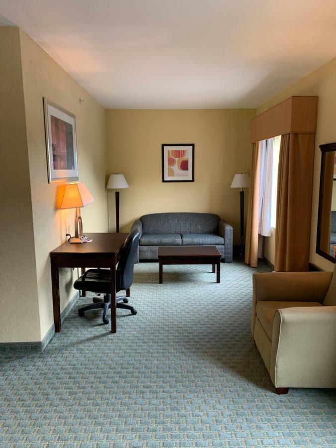 Ambassador Inn & Suites Таскалуса Екстер'єр фото