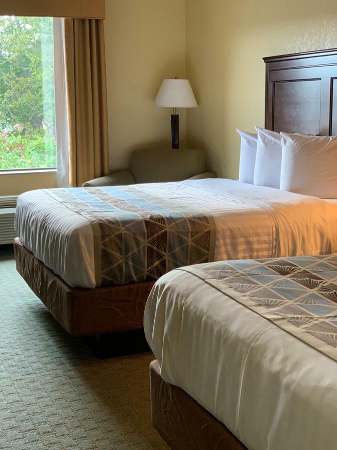 Ambassador Inn & Suites Таскалуса Екстер'єр фото